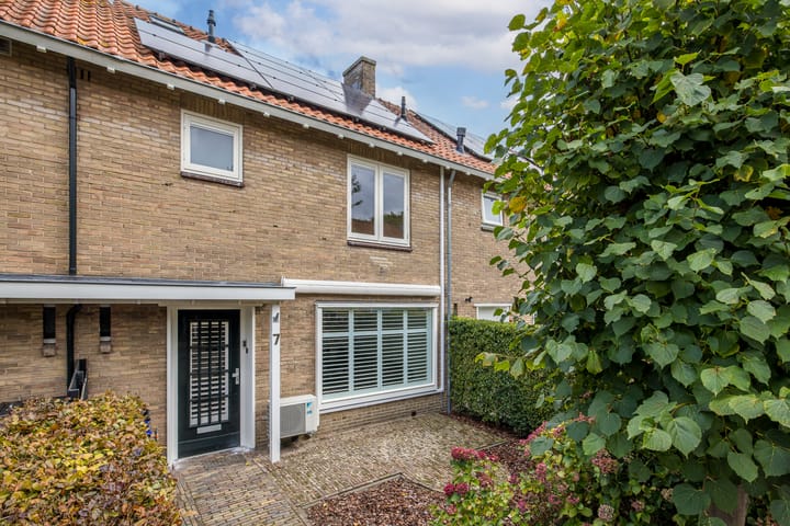 Pieter de Hooghlaan 7 in Loosdrecht foto