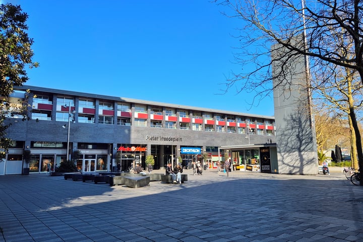 Pieter Vreedeplein 30 in Tilburg foto