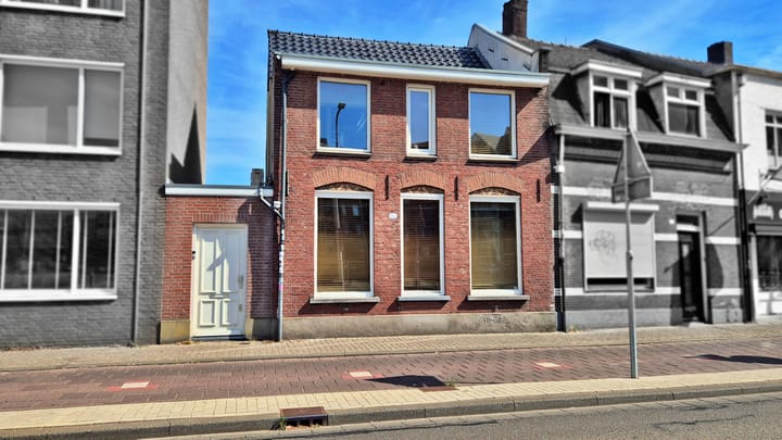 Piusstraat 30 in Tilburg foto