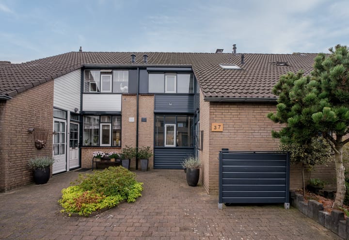 Plataanstraat 37 in Tegelen foto