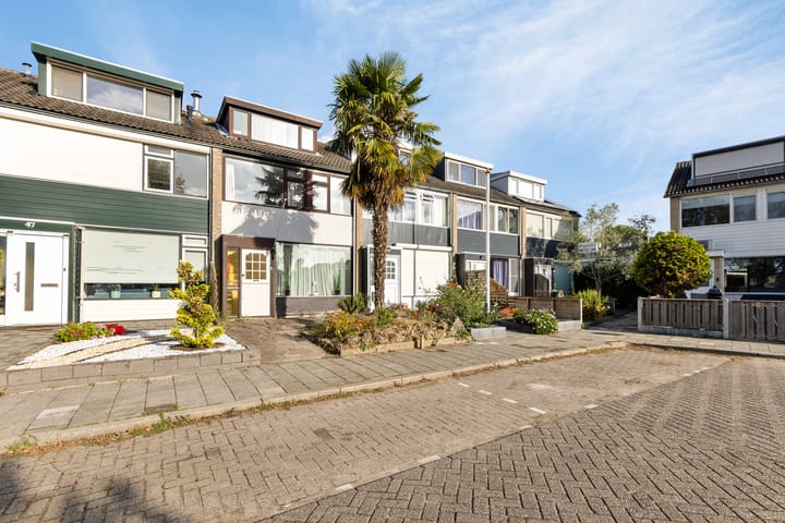 Plataanstraat 45 in Puttershoek foto