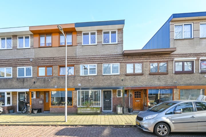 Platanenstraat 8 in IJmuiden foto
