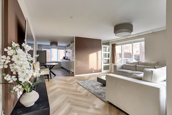 Platte Drogedijk 2 in Hoogvliet Rotterdam