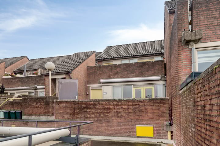 Pleintjes 175 in Veldhoven foto