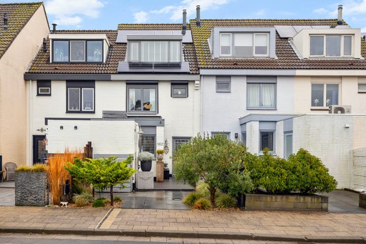 Pluto 162 in Den Helder