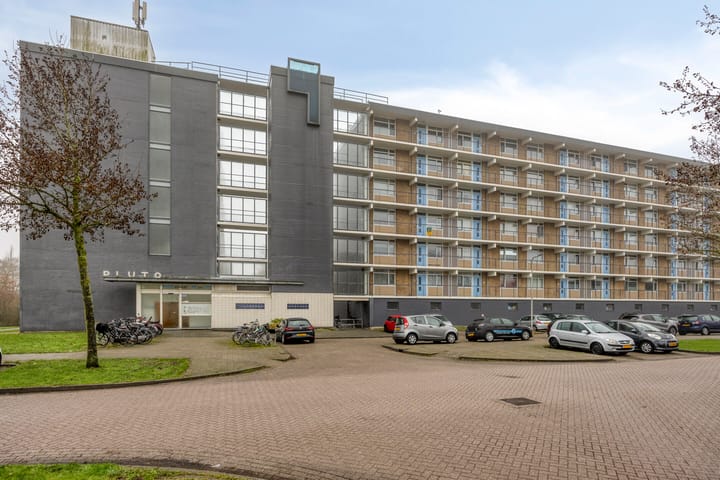 Plutostraat 152 in Alphen aan den Rijn