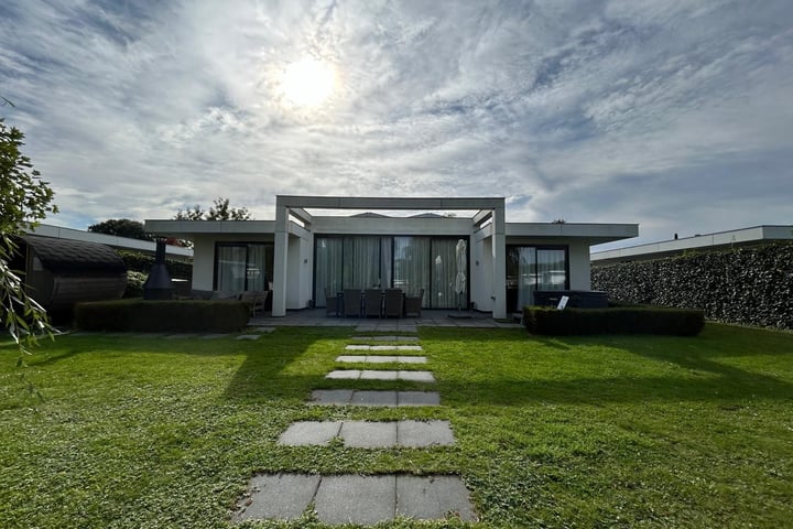 Pluvierenweg 9-316 in Zeewolde foto