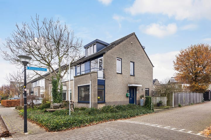 Pluviusstraat 1 in Apeldoorn foto