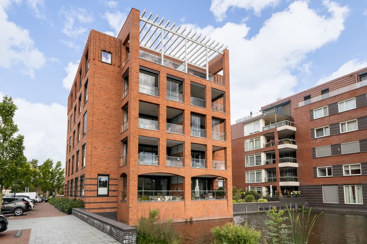 Poelruit 106 in Reeuwijk foto