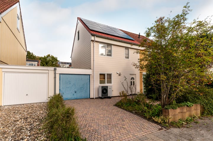 Poldermolenweg 153 in Almere foto