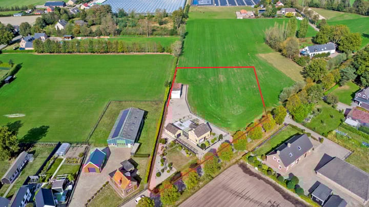 Polderstraat 11 in Sprundel foto