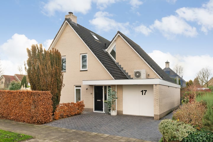 Polhaarweg 17 in Dalfsen foto