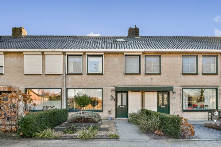 Pompe van Meerdervoortsingel 9 in Hendrik-Ido-Ambacht