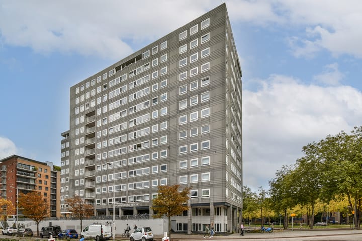 Pompenburg 274 in Rotterdam foto