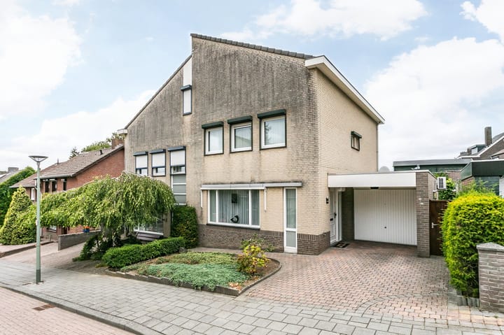 Populierenstraat 6 in Brunssum foto