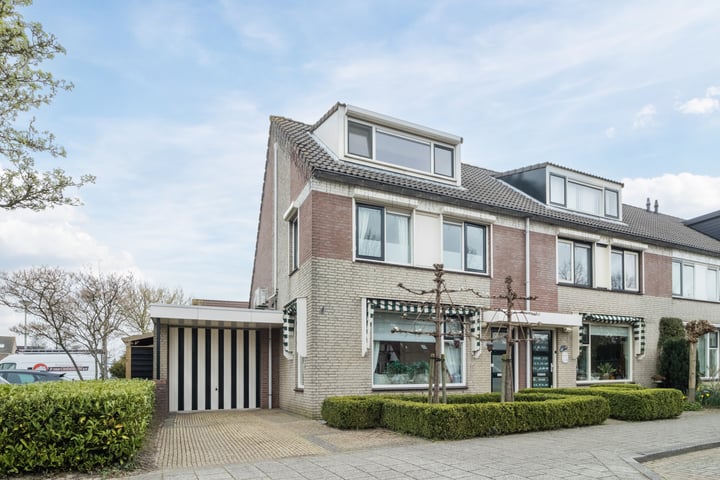Potgietersingel 33 in Zevenhuizen foto