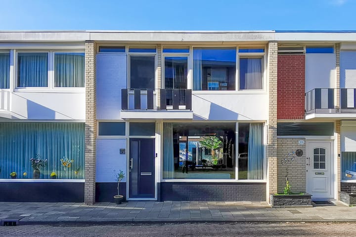 Predikherenlaan 24 in Tilburg foto