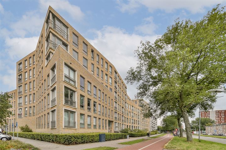 Prins Bernhardlaan 185 in Haarlem foto