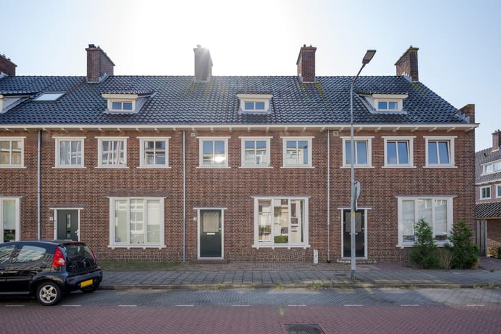 Prins Bernhardlaan 4 in Voorschoten