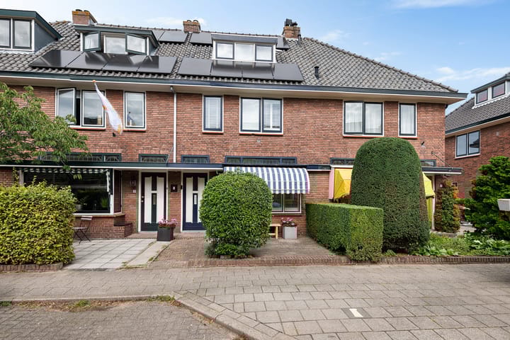 Prins Bernhardstraat 21 in Hillegom foto