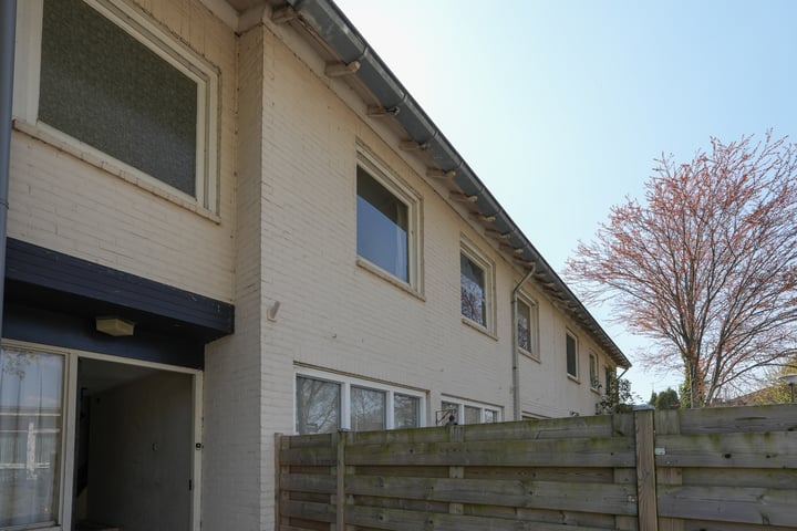 Prins Bernhardstraat 6a in Ooij foto