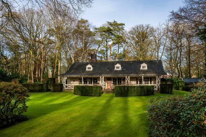 Prins Hendriklaan 17 in Blaricum foto