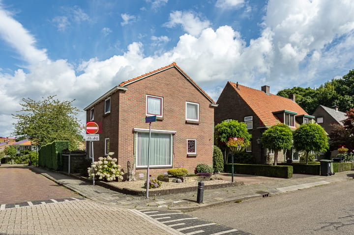 Prins Hendriklaan 7 in Berg en Dal foto