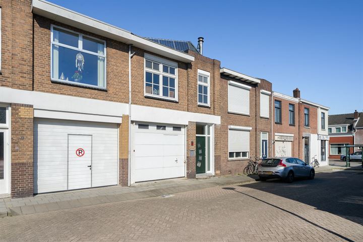 Prins Hendrikstraat 6a in Bergen op Zoom foto