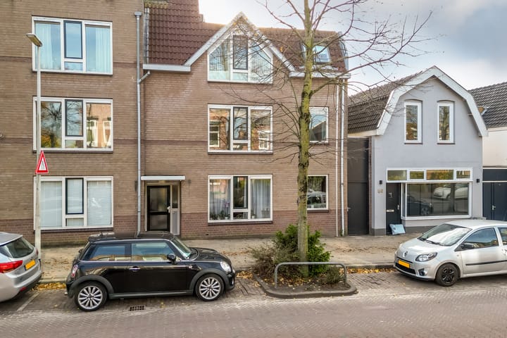 Prins Hendrikstraat 96A in Breda foto
