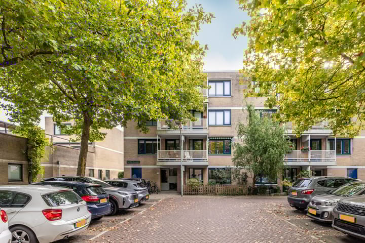 Prins Willem-Alexanderplein 4 in Haarlem foto