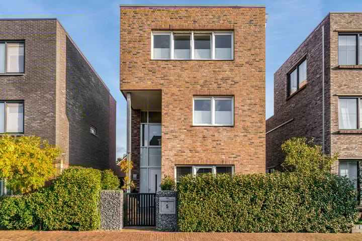 Prinses Alexialaan 5 in Hoofddorp foto