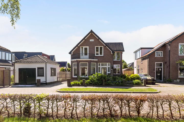 Prinses Beatrixlaan 120 in Apeldoorn foto