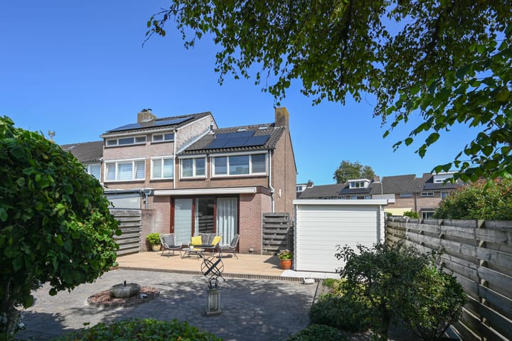 Prinses Margriethof 43 in Naarden foto