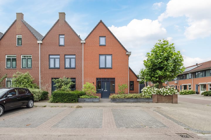 Prinses Margrietlaan 2 in Lochem foto