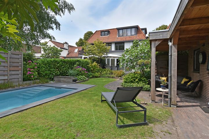 Prinses Mariannelaan 15 in Voorburg foto