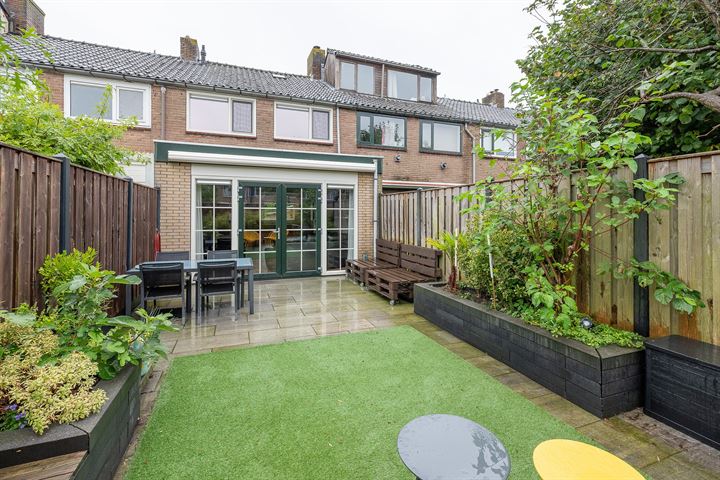 Prinses Marijkehof 90 in Naarden foto