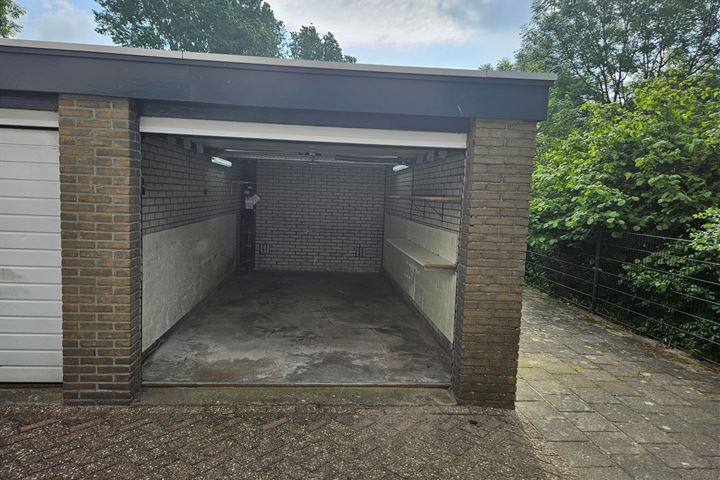 Professor Van der Scheerstraat 177 in Haarlem foto