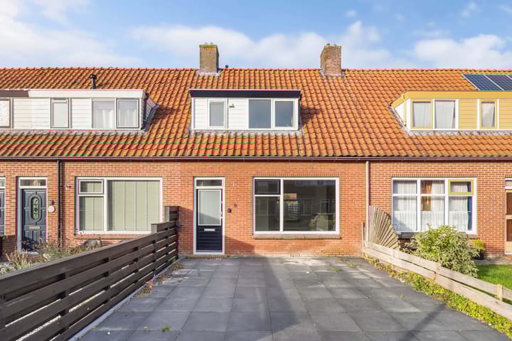 Professor Wassenberghstraat 9 in Franeker foto