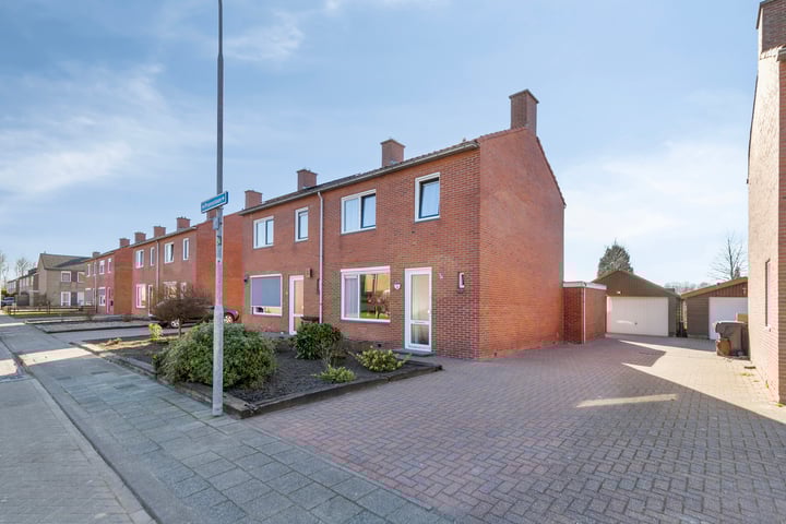 Prunuslaan 12 in Nieuwolda foto