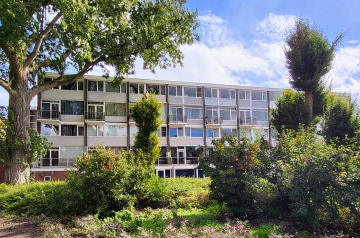 Prunuslaan 43 in Amstelveen foto