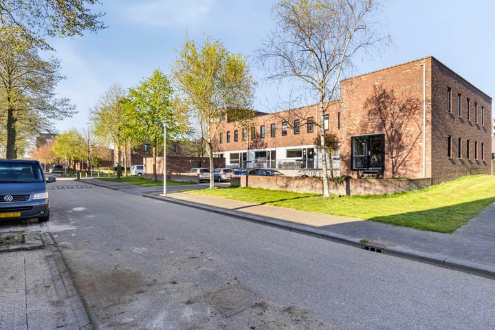 Puntkroos 43 in Zwolle foto