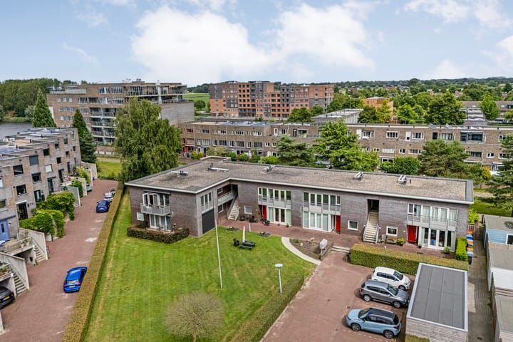 Puntkroos 56 in Zwolle foto