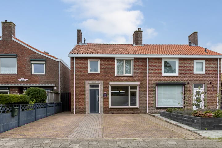 Putseweg 59 in Hoogerheide foto