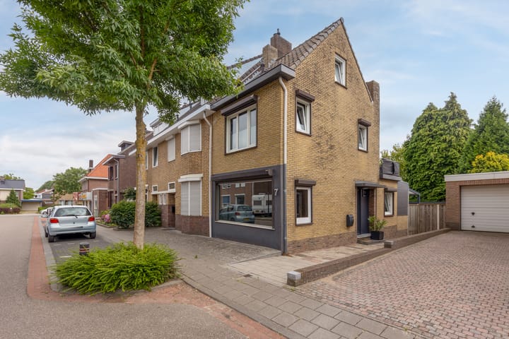 Putstraat 7 in Oirsbeek foto