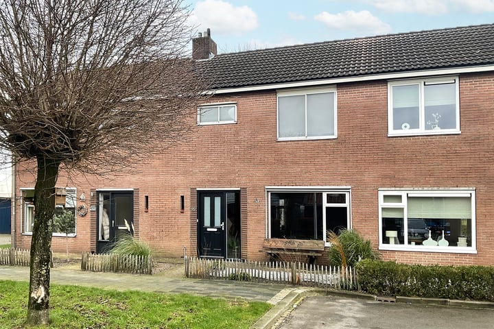 R.Koetsierstraat 16 in Lemelerveld foto