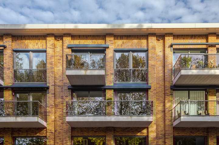 Raadhuisplein 1-02 in Zevenaar foto