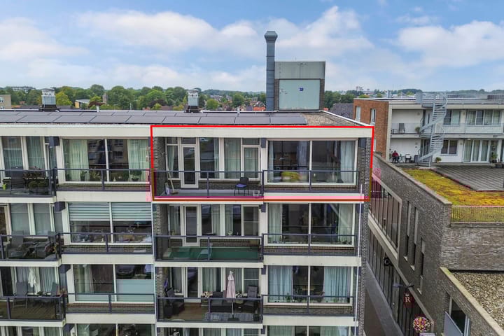 Raadhuisplein 184 in Drachten foto