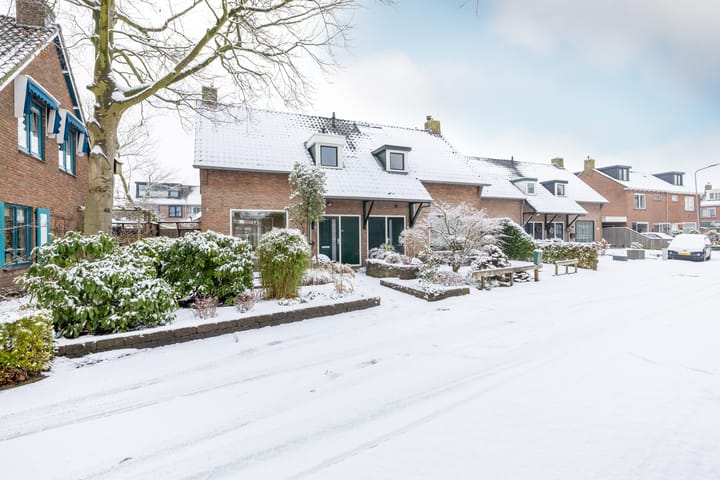 Raadhuisstraat 10 in Wijdewormer foto