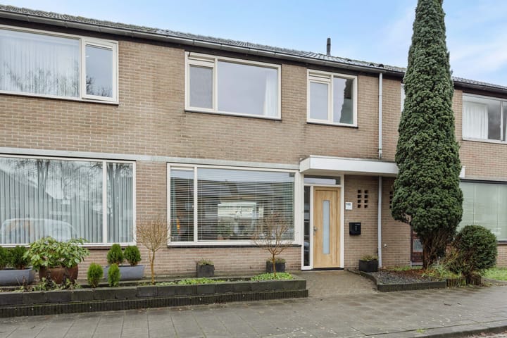 Raadhuisstraat 102 in Rosmalen