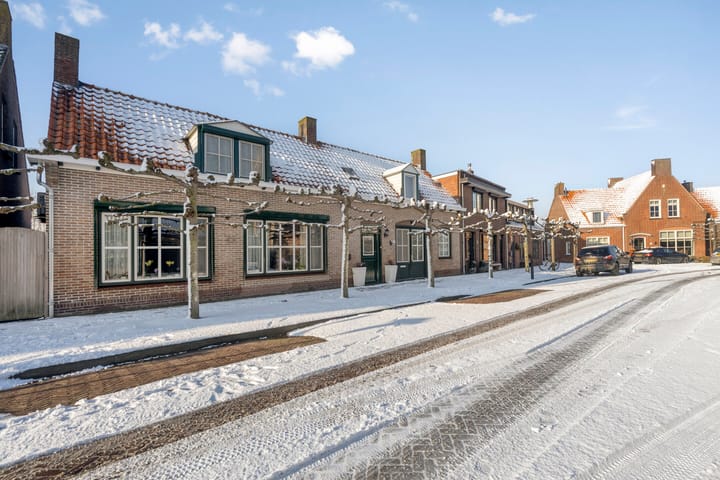 Raadhuisstraat 12 in Waarde